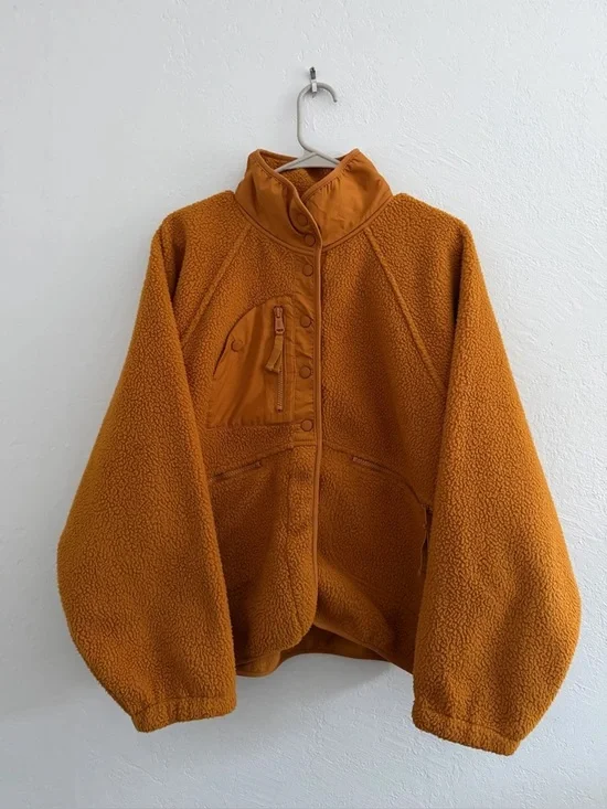 FP Movement X Hatch Hit The Slopes Fleece Jacket - Picture 2 of 2